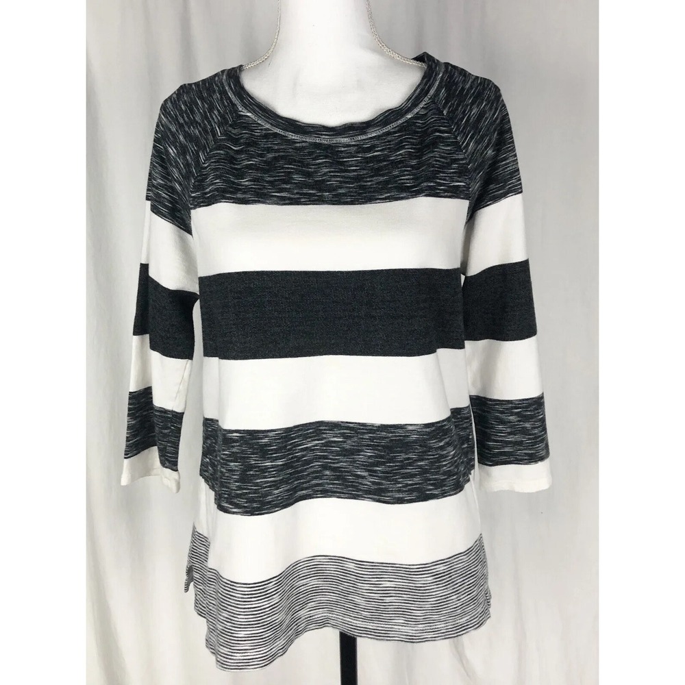 The Weekend By Chicos Womens Size 0 Sweater Black Striped Pullover Long Sleeve